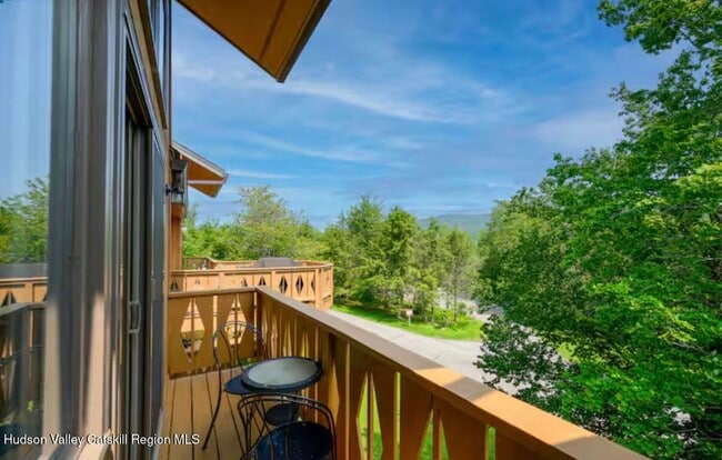 Building Photo - 72 Hunter Dr