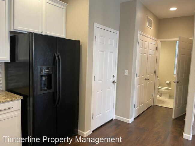 Building Photo - 3 br, 2.5 bath House - 898 Timber Lakes Grove