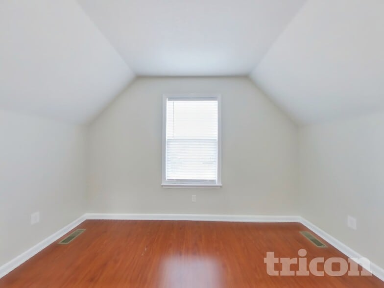 Building Photo - 2636 Danbury Cir