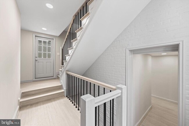 Building Photo - 1525 35th St NW