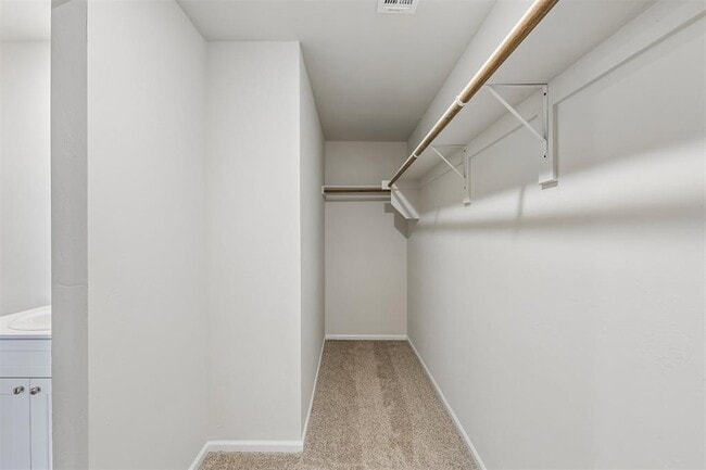 Building Photo - 8812 SW 31st St