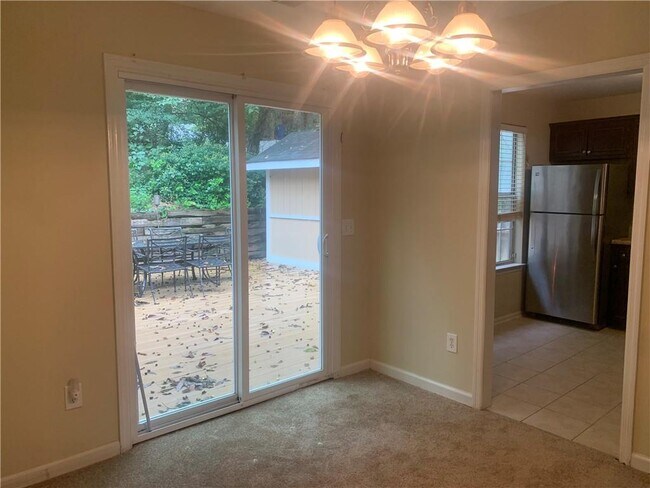 Building Photo - 1652 Grist Mill Dr