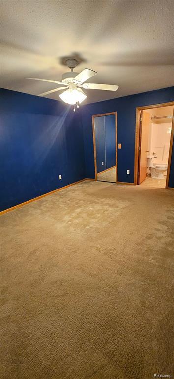 Building Photo - 15795 Lakeside Dr