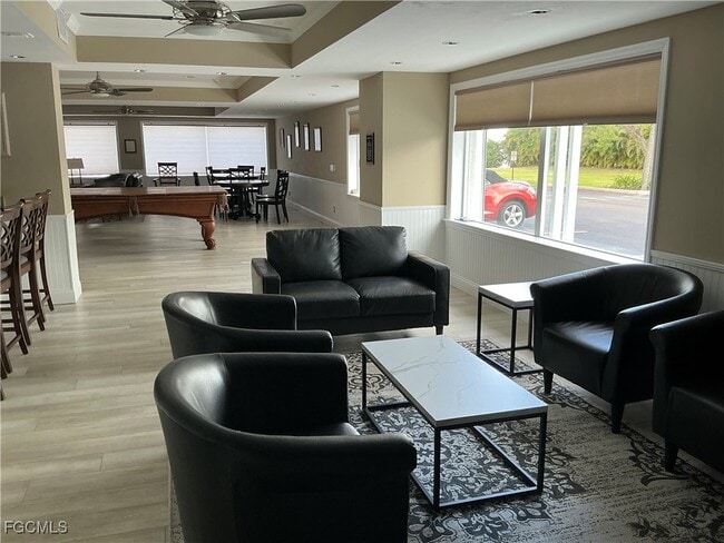 Building Photo - 2885 Palm Beach Blvd