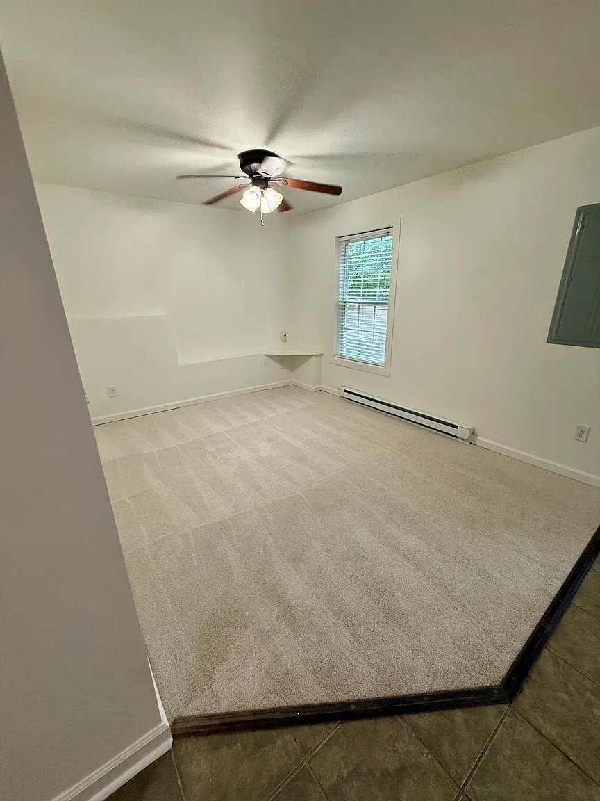 Building Photo - 531 Fox Creek Crossing