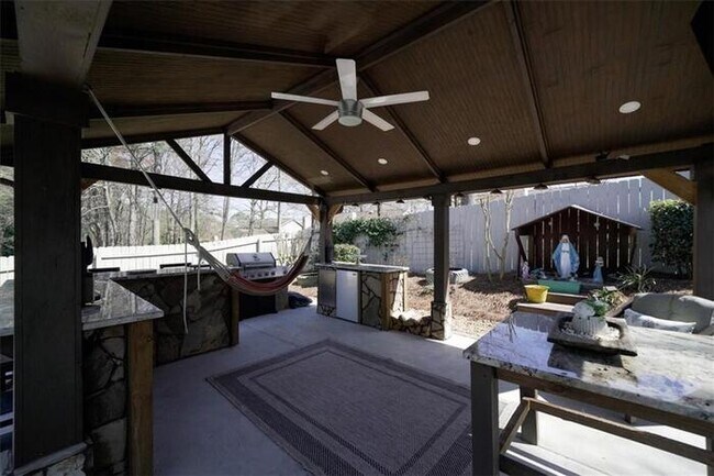 Building Photo - 4 bedroom house in Lawrenceville with cozy...