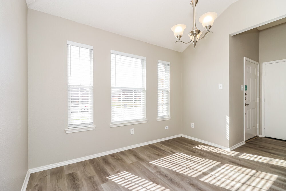 Building Photo - 1024 Stockton Dr