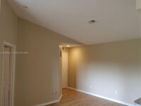 Building Photo - 7511 Seurat St