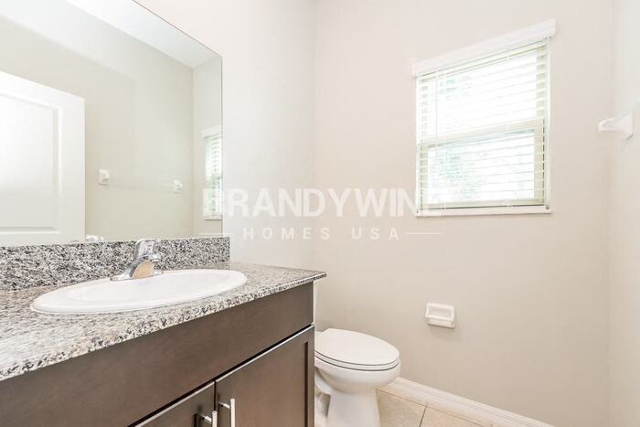 Building Photo - 5612 Mercado Dr