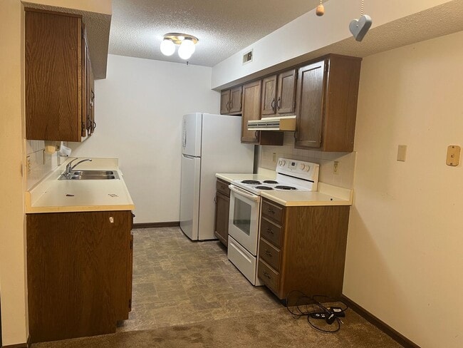 Building Photo - 3039 SW Maupin Ln