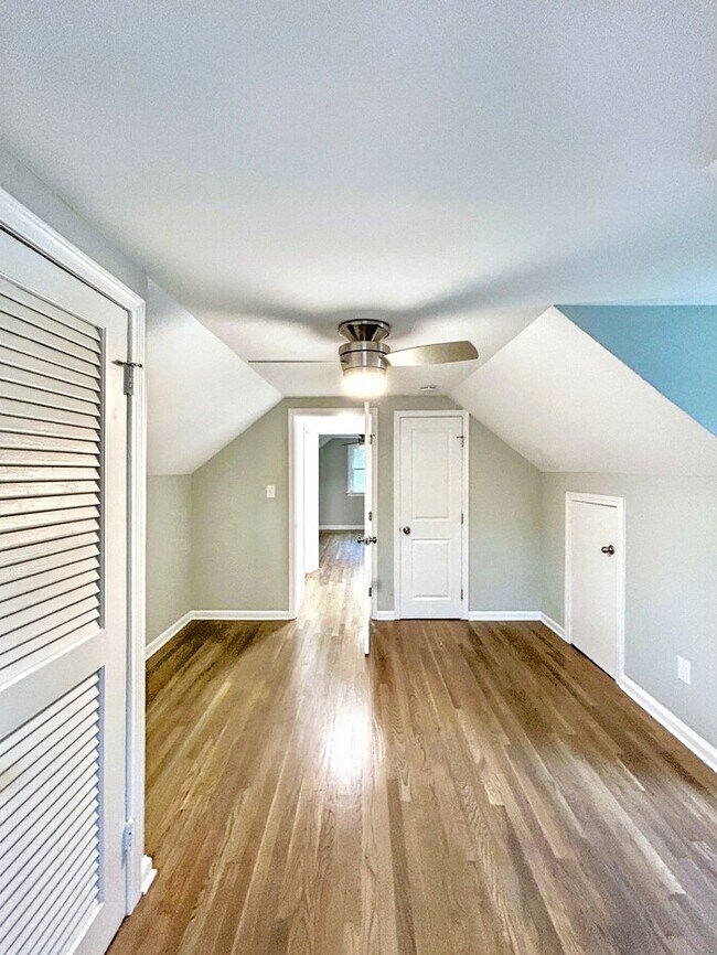 Building Photo - 1513 Cutshaw Pl