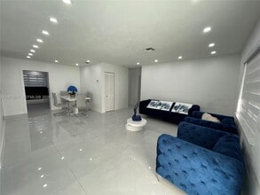 Building Photo - 1791 SW 3rd St