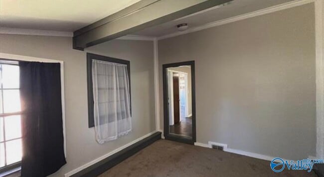 Building Photo - 2901 Azalea Rd SW