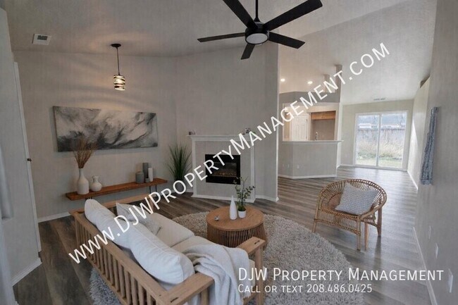 Building Photo - 13305 W. Foxfire-