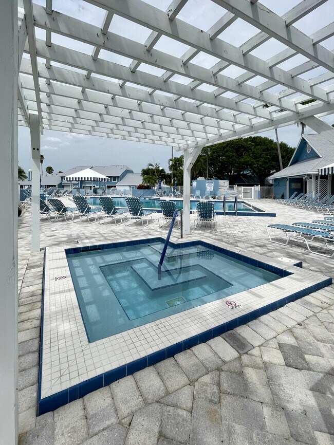 Building Photo - 505 Ocean Dunes Cir