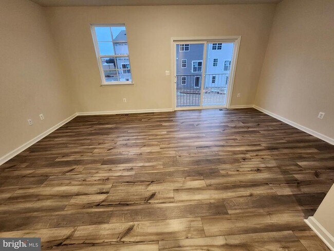 Building Photo - 117 Canning Rd