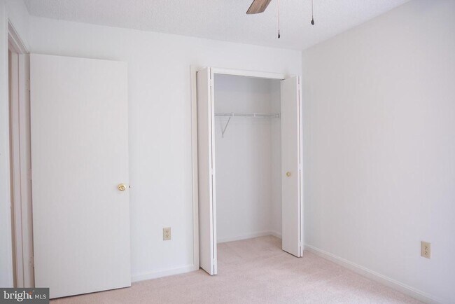 Building Photo - 6941 Mary Caroline Cir