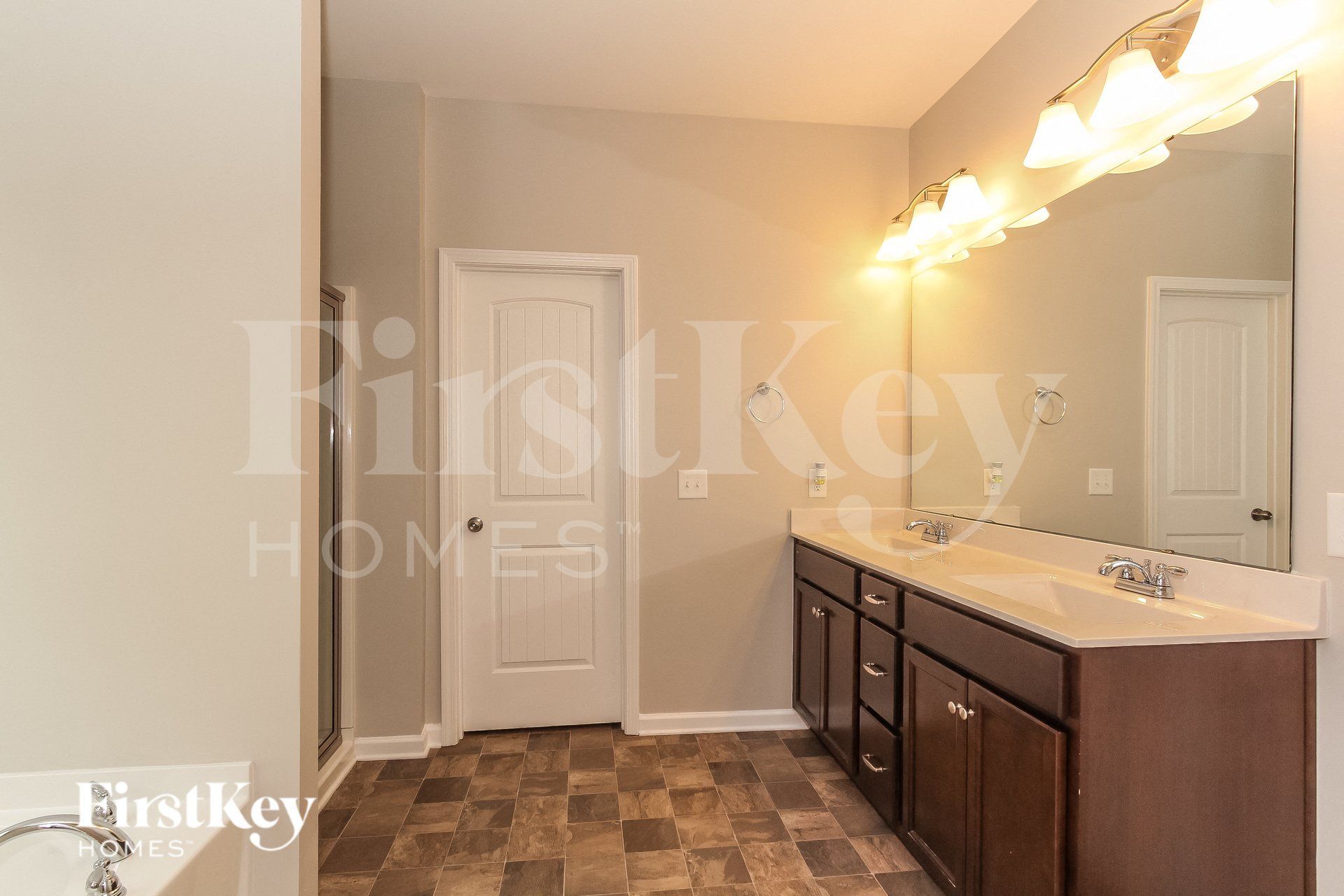 Building Photo - 100 Bristleback Ct