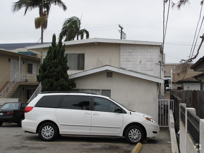 Building Photo - 4558 W 173rd St