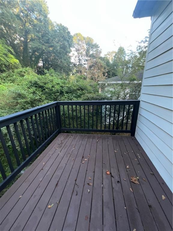 Building Photo - 717 Church St NW