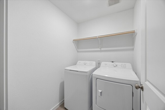 Building Photo - 337 Grayson Baw Ln