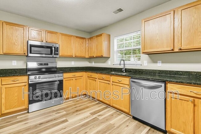 Building Photo - 1333 Pinyon Pine Dr