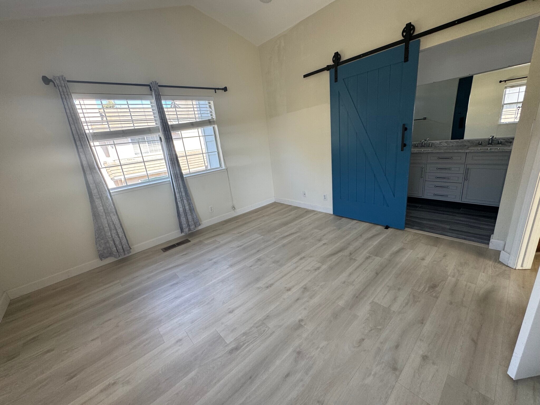 Building Photo - 32256 Ashley Way