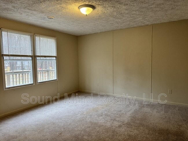 Building Photo - 5816 Goolsby Ct