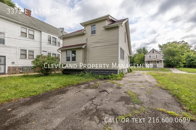 Building Photo - 3372 E 145th St