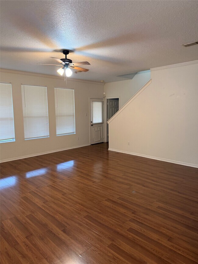 Building Photo - 18506 Carousel Creek Ct