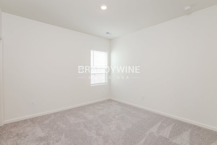 Building Photo - 7533 Saffron Ave