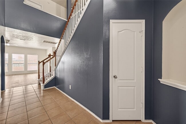 Building Photo - 18518 Bare Meadow Ln