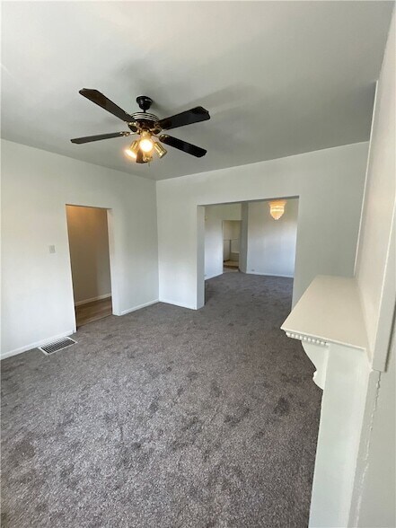 Building Photo - 1367 Montezuma St