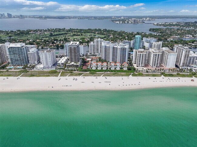 Building Photo - 5959 Collins Ave