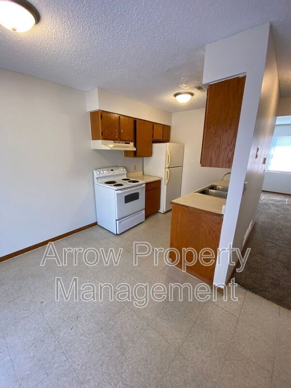 Building Photo - 1326 S Jackson St