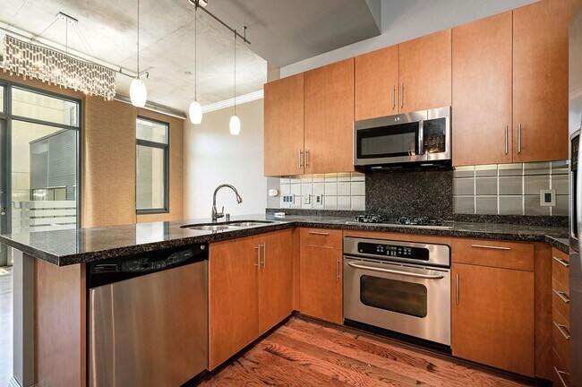 Building Photo - Expansive East Village 1 Bedroom at M2I! 2...