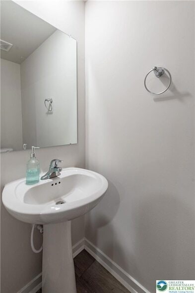 Building Photo - 4936 Brookside Ct