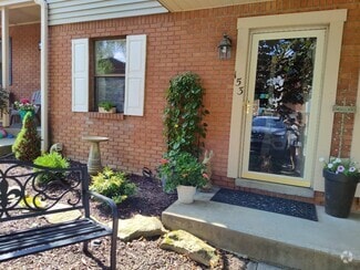 Building Photo - 153 Woodhaven Dr