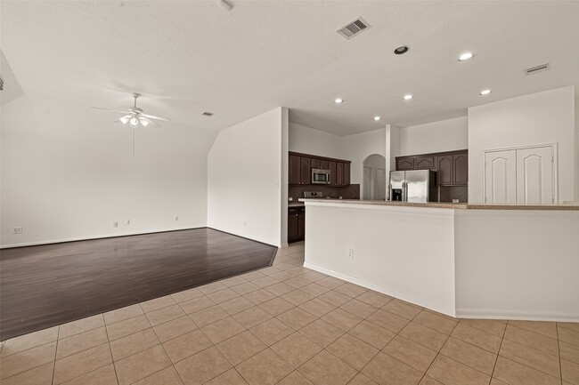 Building Photo - 9202 Sorrell Hollow Ln