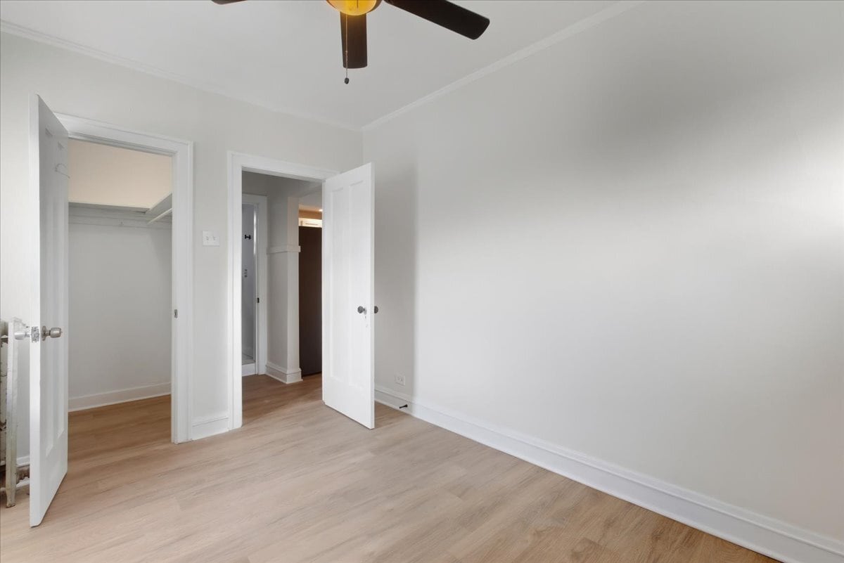 Building Photo - 3224 N Linder Ave