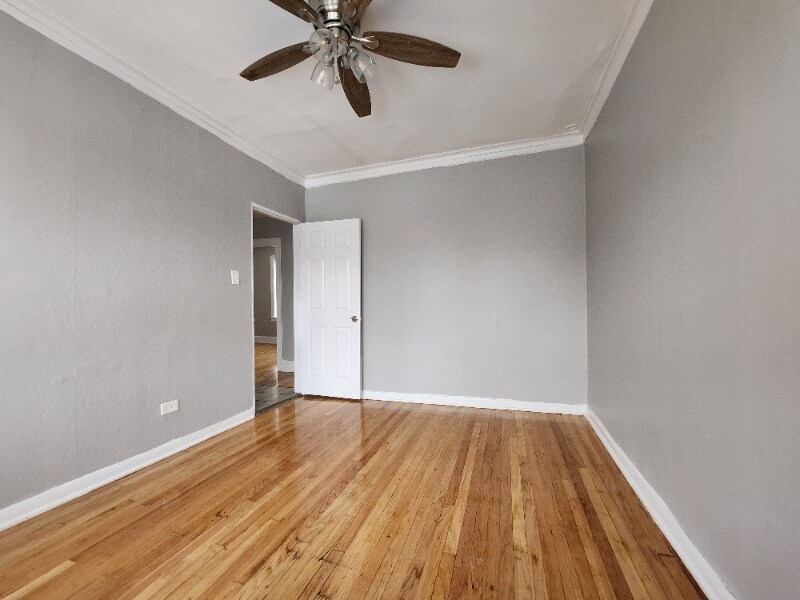 Building Photo - 644 N Mayfield Ave