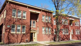 Building Photo - 93 N Milton St N