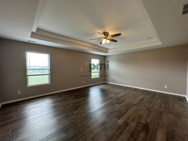 Building Photo - 1864 Westridge Dr