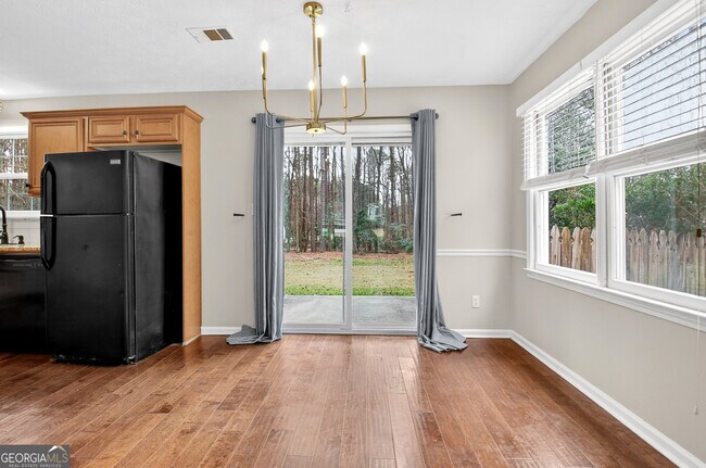 Building Photo - 104 Timber Walk