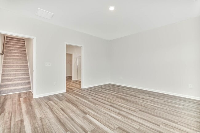 Building Photo - 1129 Boswell Ct