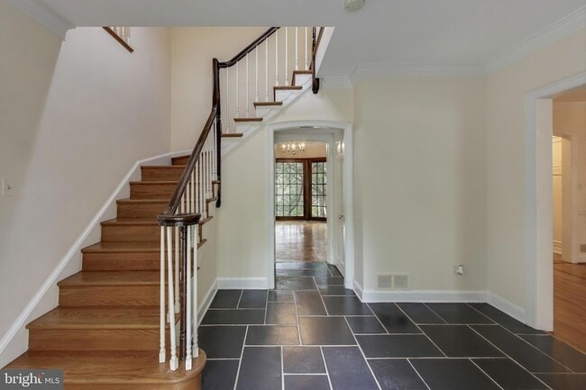 Building Photo - 7308 Burdette Ct