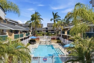 Building Photo - Benchmark Apartments