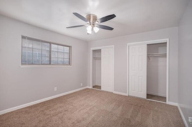 Building Photo - Clovis Oasis Stunning 4-Bed Home with Pool!