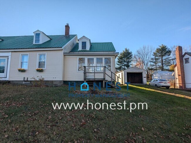 Building Photo - 197 Winthrop Center Rd