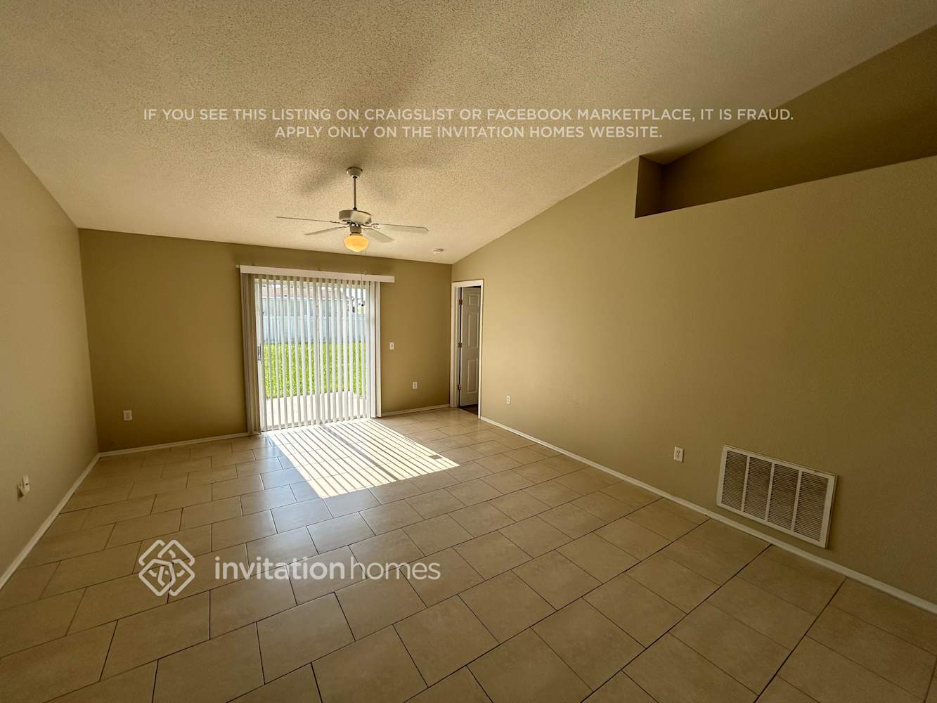 Building Photo - 8425 Split Creek Cir